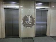 エレベーターは3基あります