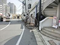 代官山駅方面です