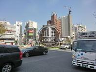 視認性抜群の立地です