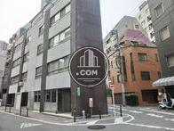 交差点角地です