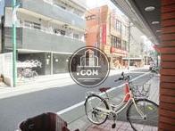 商店街通り沿い