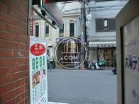 玄関から真っ正面の写真です