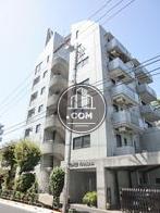 特徴のあるシルエットの建物