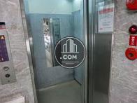 エレベーター内