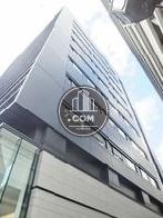 玄関口のある側面壁