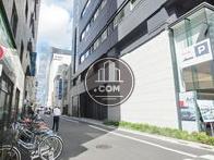 パーキング側の側道