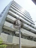 幅広いバルコニーを配列