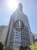 窓の多い建物