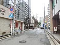 隣接する脇道