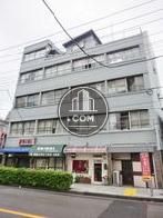 通りを一望出来ます