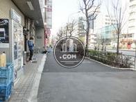 幅広い歩道