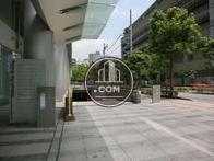 地下駐車場入口です