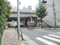 背面を通る首都高速