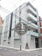 近代的な外観の建物
