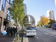 交通量の多い通りです