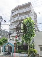 通りを一望出来ます