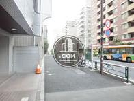 幅広な歩道