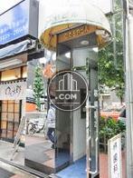 ミラー加工の出入り口