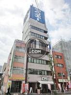 通りを一望可能です
