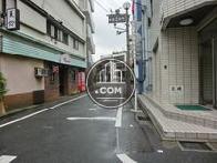 すぐに通りに出られます