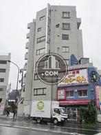 十分な高さのあるビルです