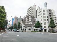 本郷通りからの様子