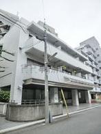 日産研会館の外観写真