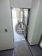 玄関回りの様子