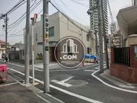 角地の立地です