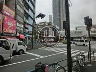 入口付近からみた周辺です