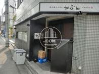 1階は店舗です