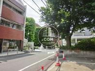 車の通りも少なめです