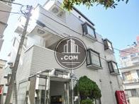しっかりとした造りの建物