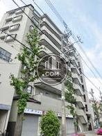日差しの入るバルコニー