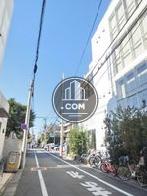 隣接する通り