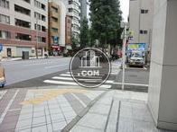 歩道が広く歩きやすいです
