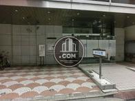 正面入り口です