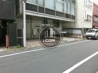 前面の車道です