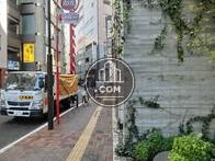 三田駅方面です