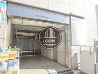 2階デッキからアクセス出来る玄関口