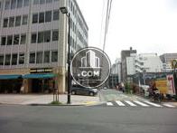 車通りの少ない脇道側