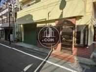 １階店舗出入口