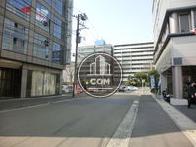 広々とした前面道路