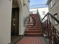 3階へも階段を使用します