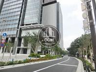 在来線沿いの通り