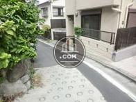 前面道路右側