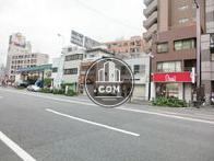 靖国通り（新宿方面）