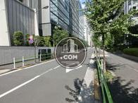 田町駅方面です
