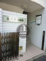 コンパクトな玄関前