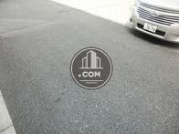 舗装されてキレイな前面道路